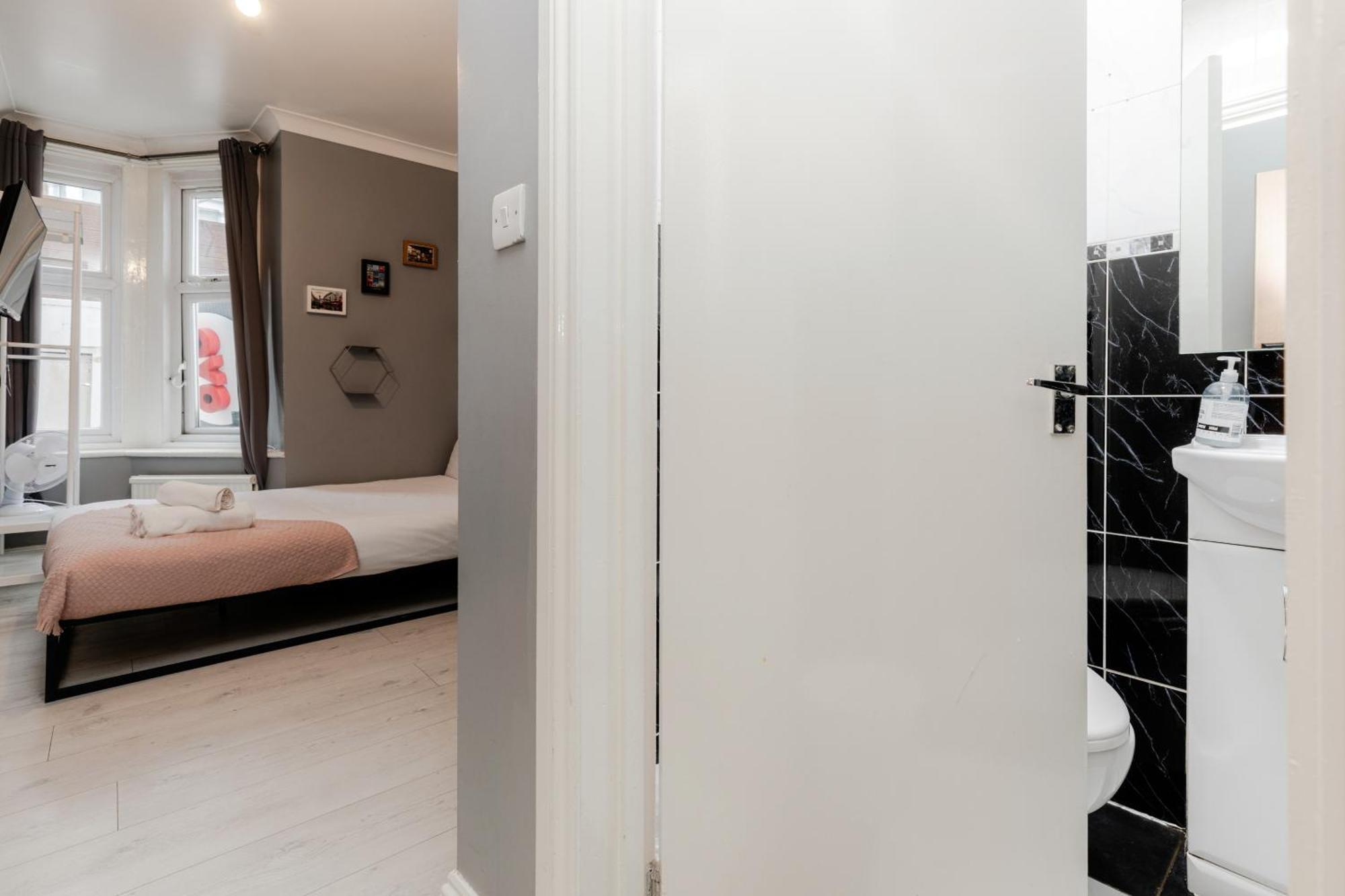 Orlando Hotel London Bagian luar foto