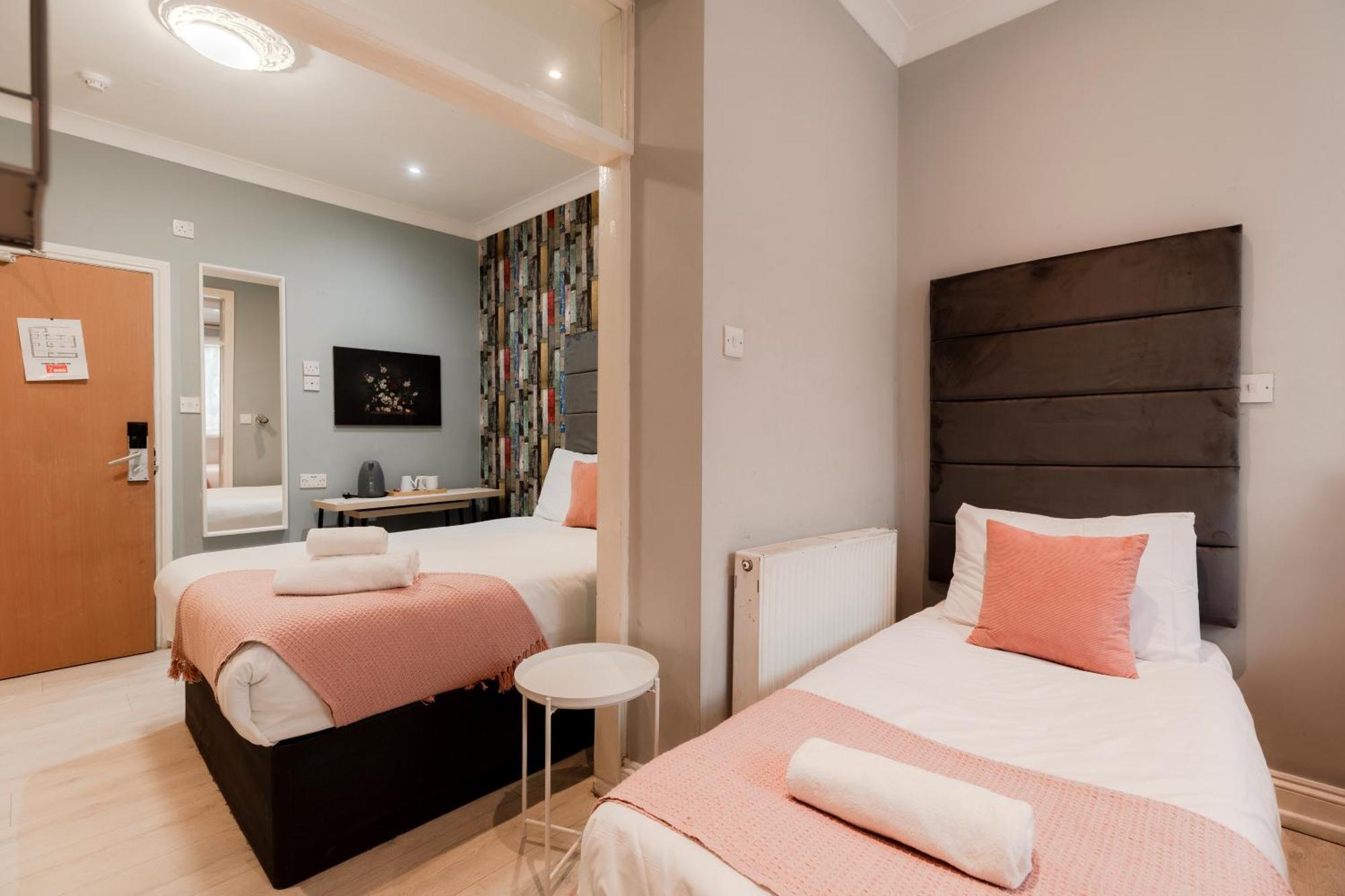 Orlando Hotel London Bagian luar foto